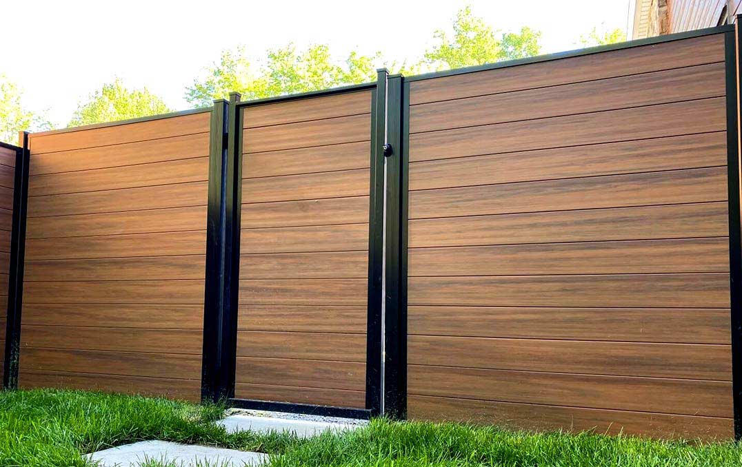 Privacy fence