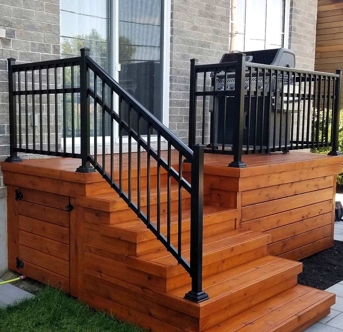 Aluminum railing